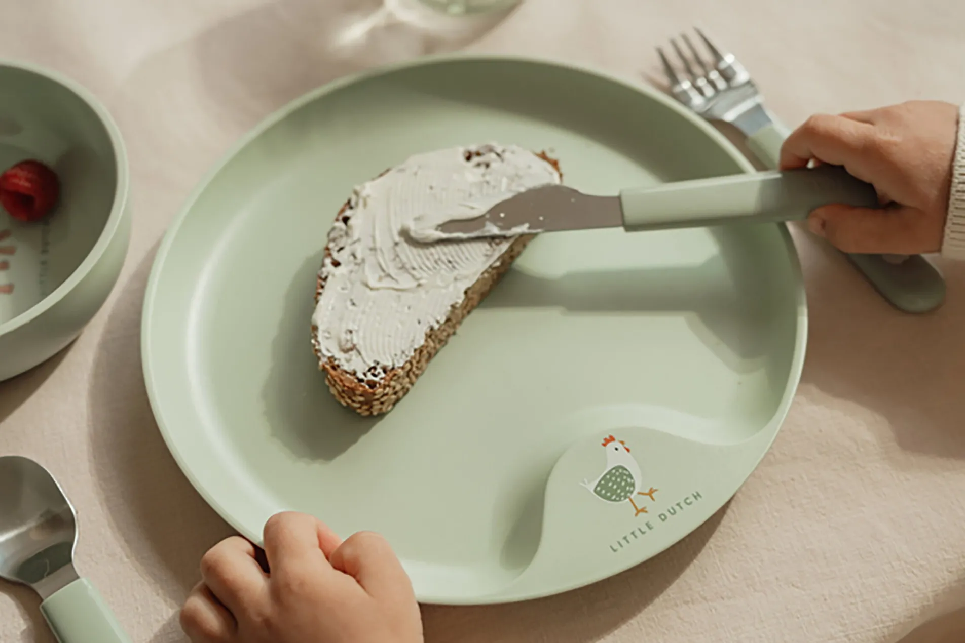Mepal Kinderbesteck-Set Mio 3-teilig - Flowers & Butterflies Flowers & Butterflies Hot